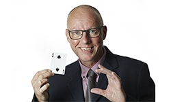 Tryllekunstner Ole Larsen